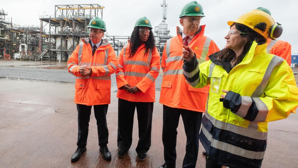 BBC News image accompanying: Burnham defends Jackdaw decision as Badenoch urges PM to overturn ban on new oil and gas licences